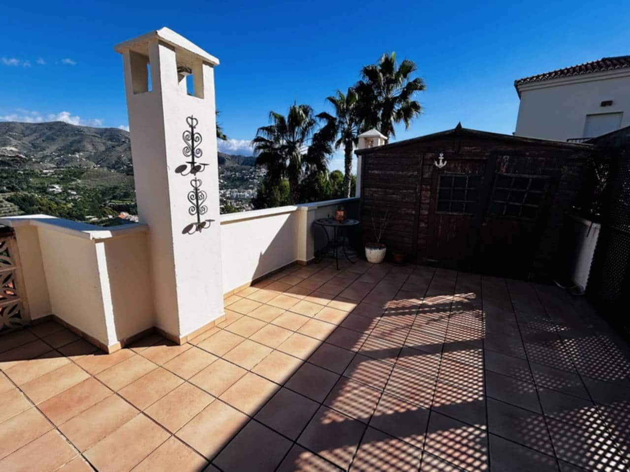 4 quarto Casa em Banda para venda em Almunecar com piscina - 360 000 € (Ref: 8148920)