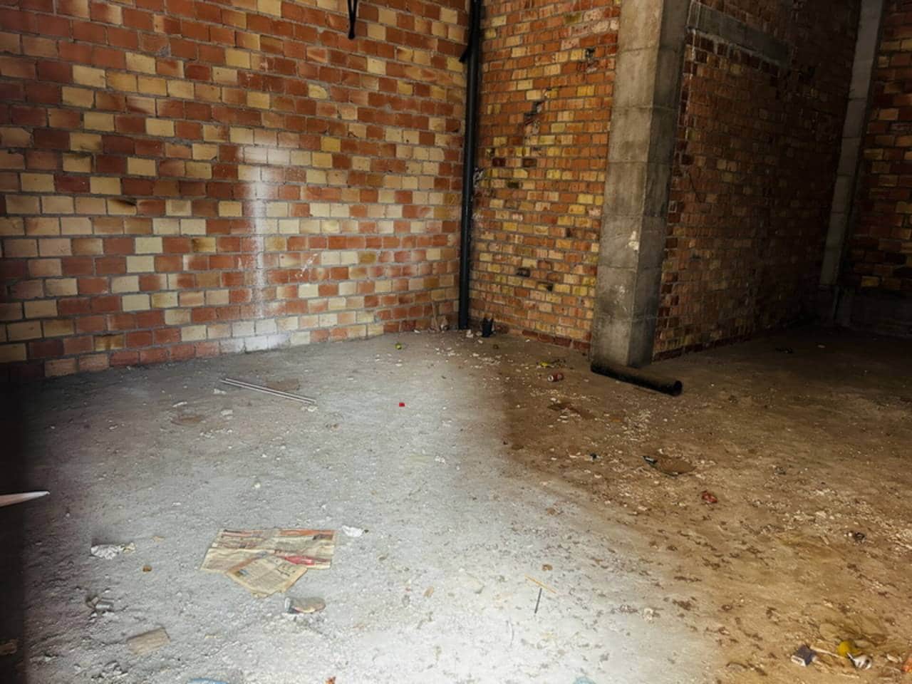 Erhverv til leje i Almunecar - € 500 (Ref: 8176685)