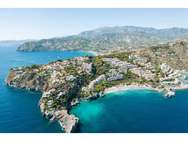 3 Zimmer Villa zu verkaufen in Almuñécar mit Pool Garage - 1.950.000 € (Ref: 8480048)