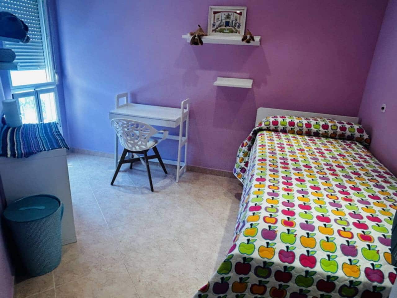 2 soveværelse Lejlighed til leje i Velilla med swimmingpool - € 1.000 (Ref: 8493185)