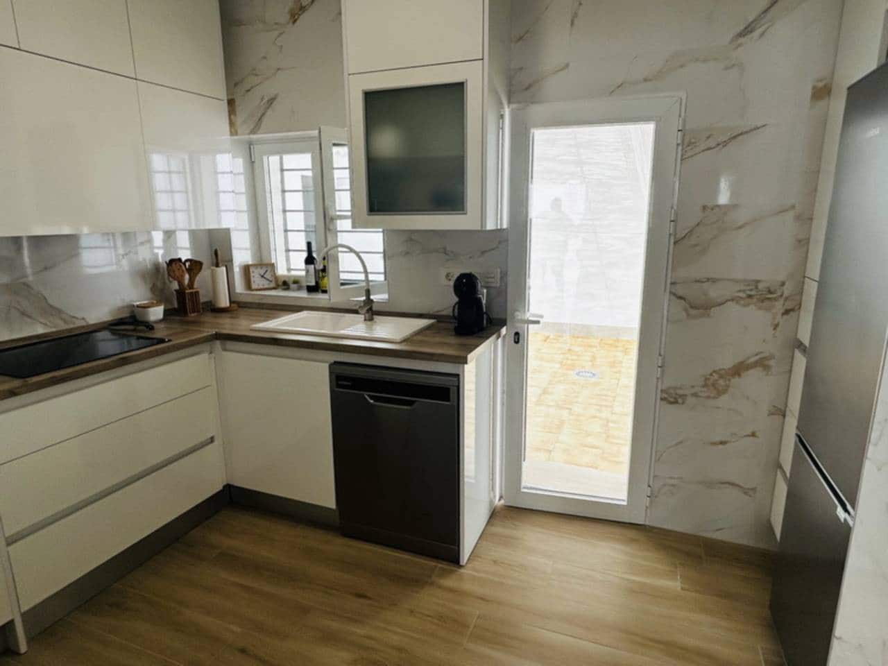 4 soveværelse Villa til leje i Velilla med garage - € 1.400 (Ref: 8518806)