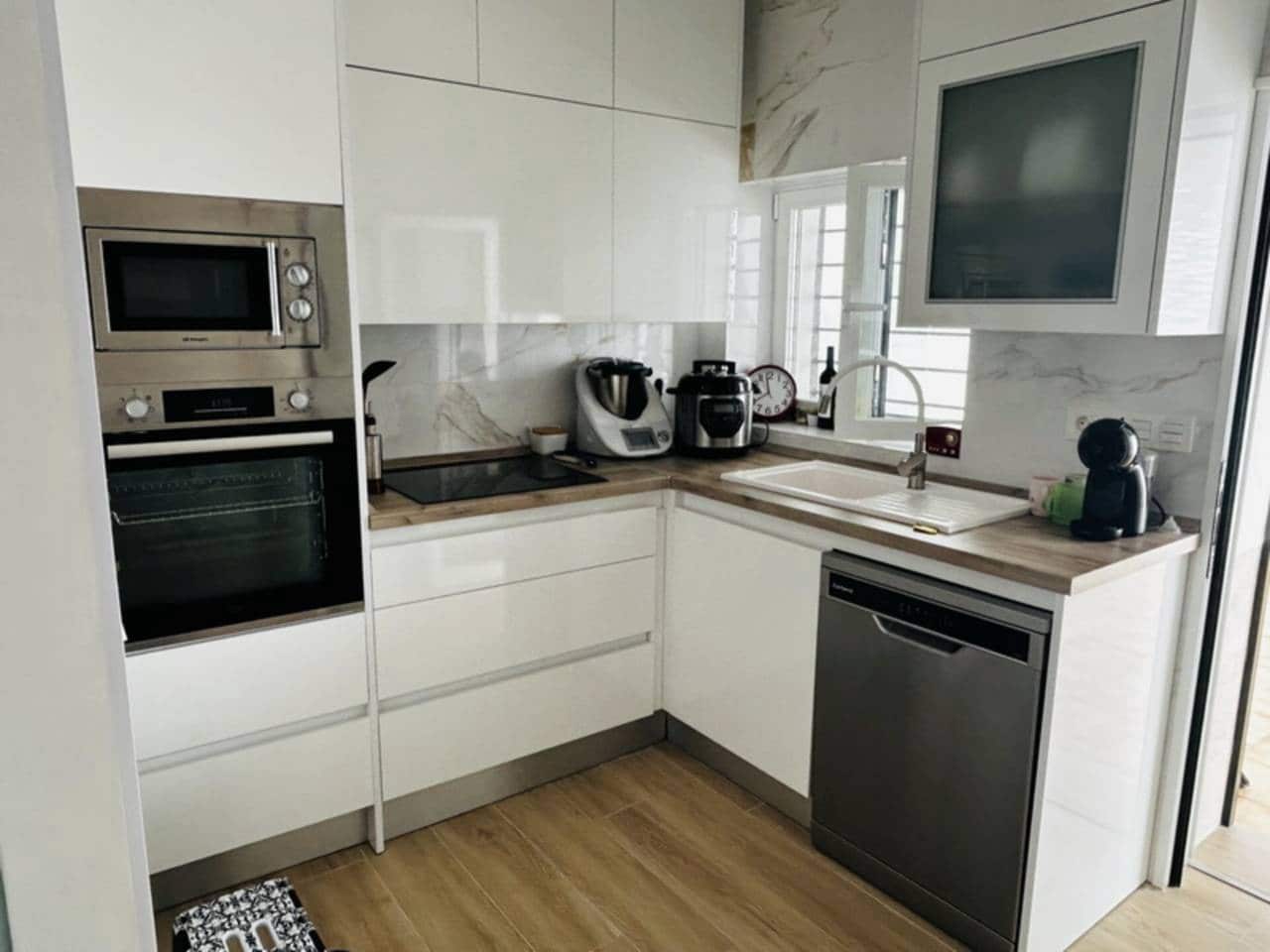 4 soveværelse Villa til leje i Velilla med garage - € 1.400 (Ref: 8518806)