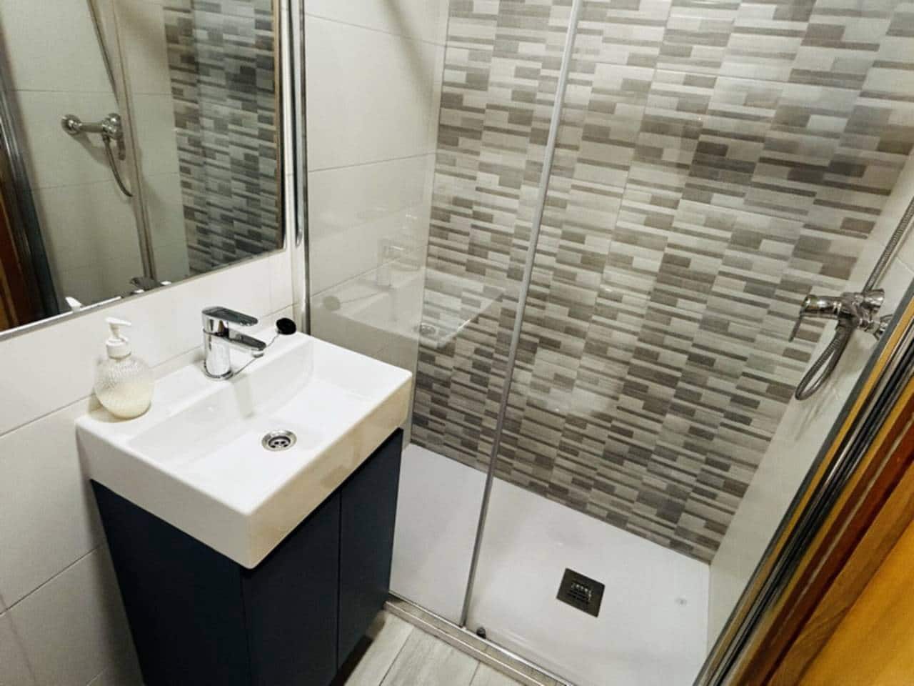 3 bedroom Apartment for rent in Velilla - € 1,100 (Ref: 8521189)