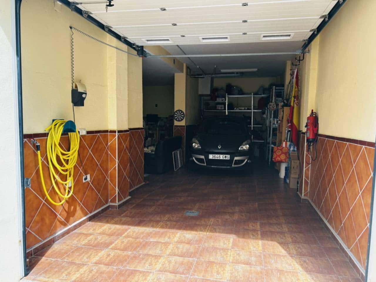 3 quarto Casa em Banda para venda em Motril com garagem - 250 000 € (Ref: 8541835)