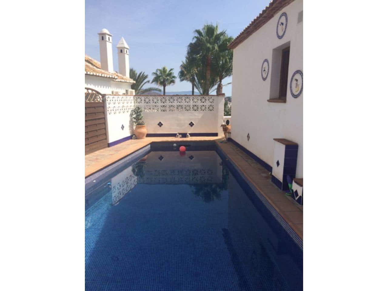 7 bedroom Villa for sale in Almunecar with pool garage - € 590,000 (Ref: 8626084)