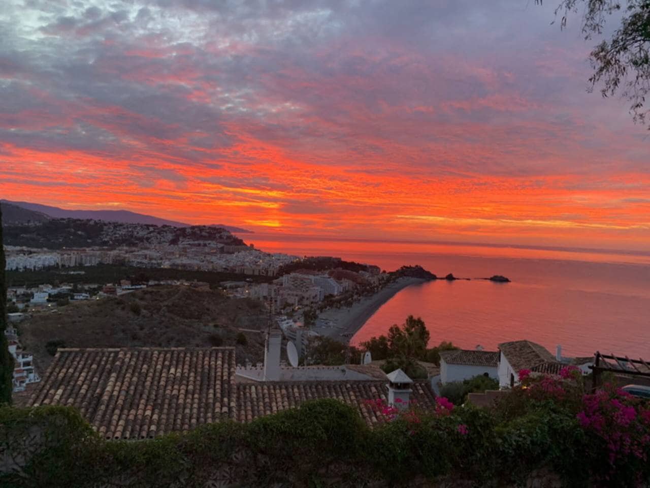 7 bedroom Villa for sale in Almunecar with pool garage - € 590,000 (Ref: 8626084)