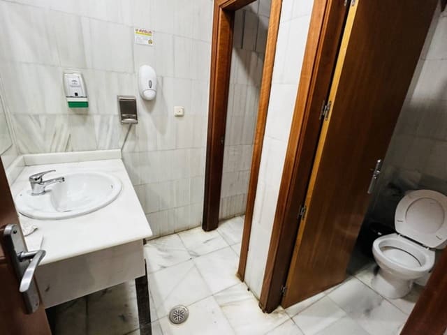 3 soveværelse Erhverv til leje i Almuñécar - € 1.500 (Ref: 8745894)