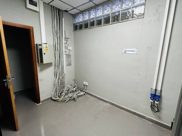 3 soveværelse Erhverv til leje i Almuñécar - € 1.500 (Ref: 8745894)