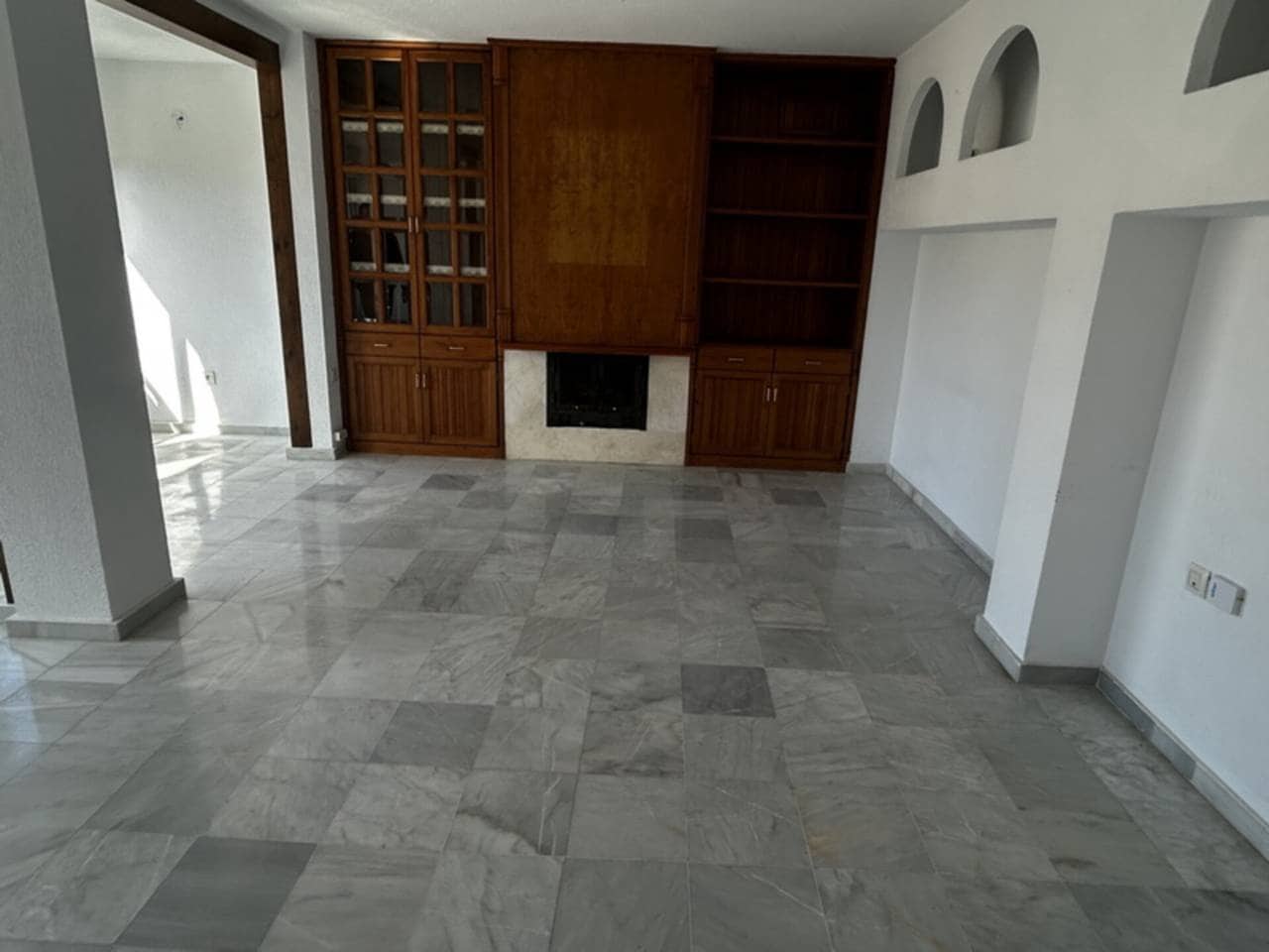 6 quarto Casa em Banda para venda em Almunecar com piscina garagem - 310 000 € (Ref: 8812095)