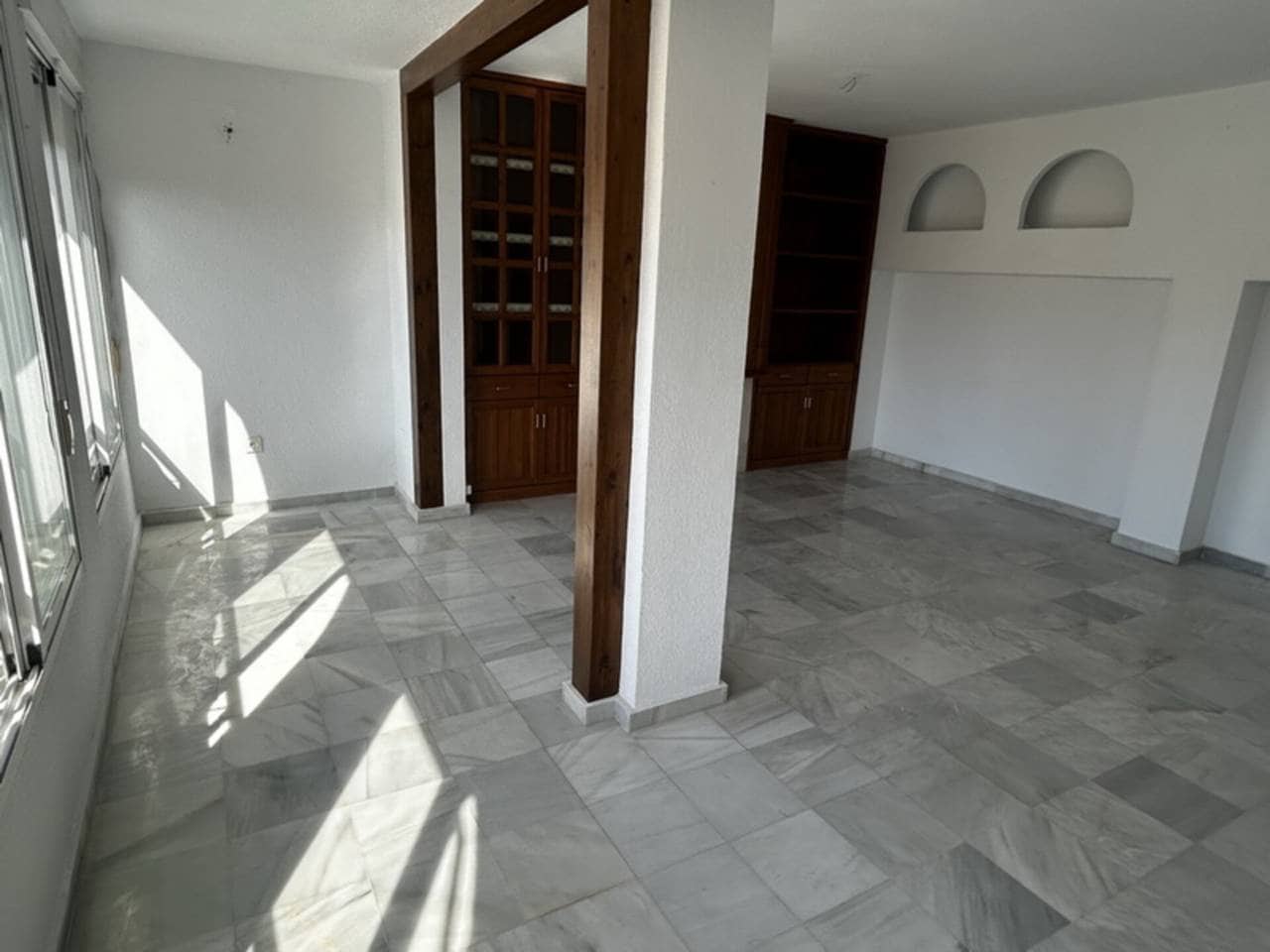 6 quarto Casa em Banda para venda em Almunecar com piscina garagem - 310 000 € (Ref: 8812095)