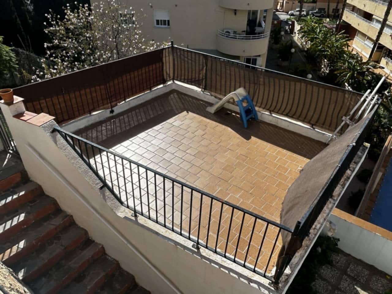 6 quarto Casa em Banda para venda em Almunecar com piscina garagem - 310 000 € (Ref: 8812095)