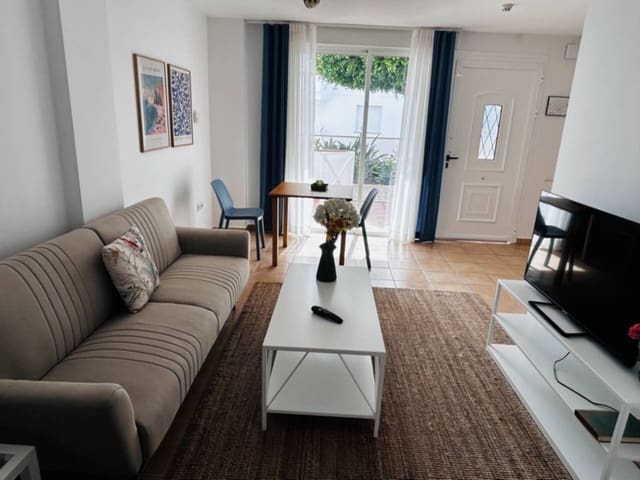 1 soverom Leilighet til leie i Almuñécar med svømmebasseng garasje - € 1 550 (Ref: 8868482)