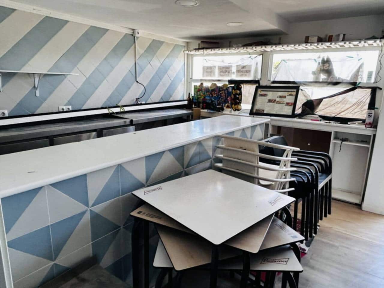 Local Commercial à vendre à Velilla - 110 000 € (Ref: 8896105)