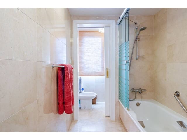 4 soveværelse Penthouse til salg i Almuñécar med swimmingpool garage - € 495.000 (Ref: 8950022)