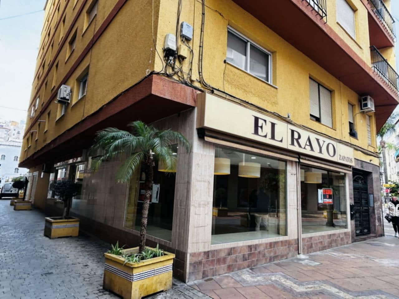 Erhverv til leje i Almunecar - € 1.900 (Ref: 8951205)