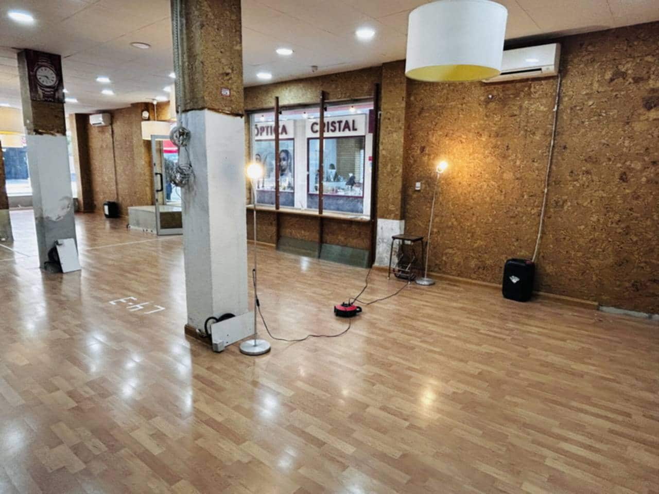 Erhverv til leje i Almunecar - € 1.900 (Ref: 8951205)