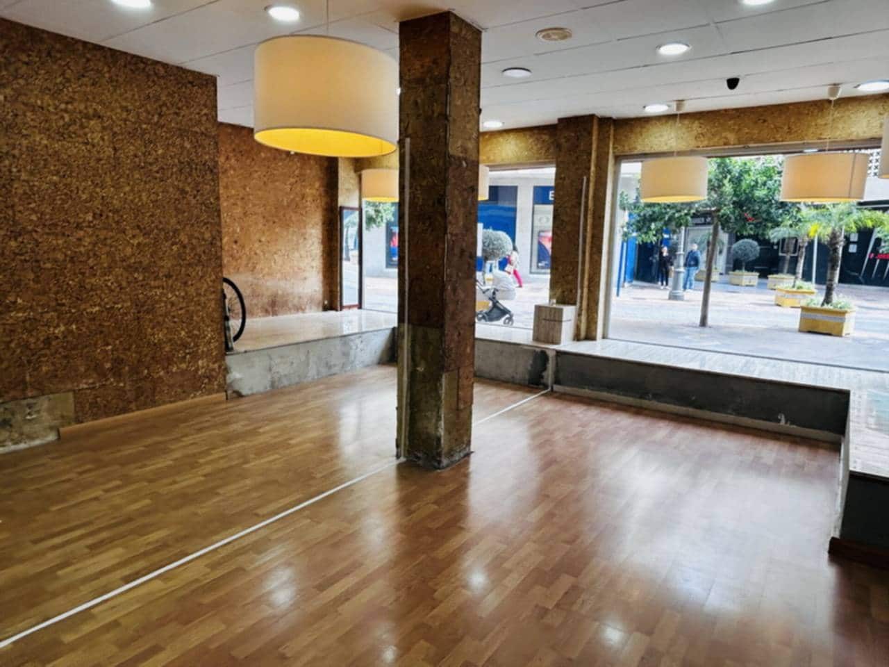 Erhverv til leje i Almunecar - € 1.900 (Ref: 8951205)