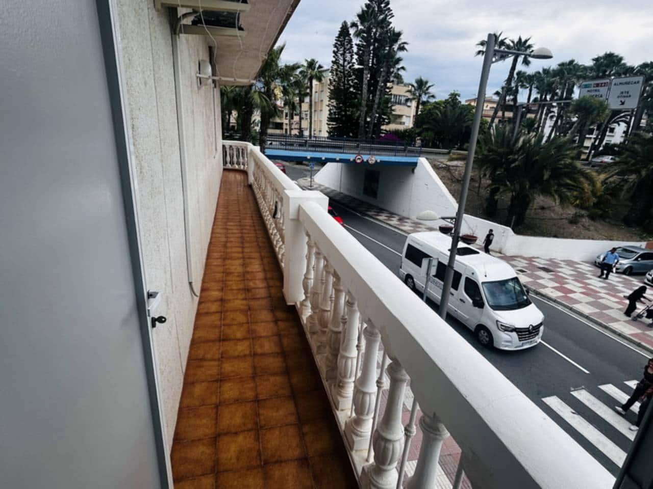 3 bedroom Flat for sale in Almunecar with pool - € 295,000 (Ref: 9008292)