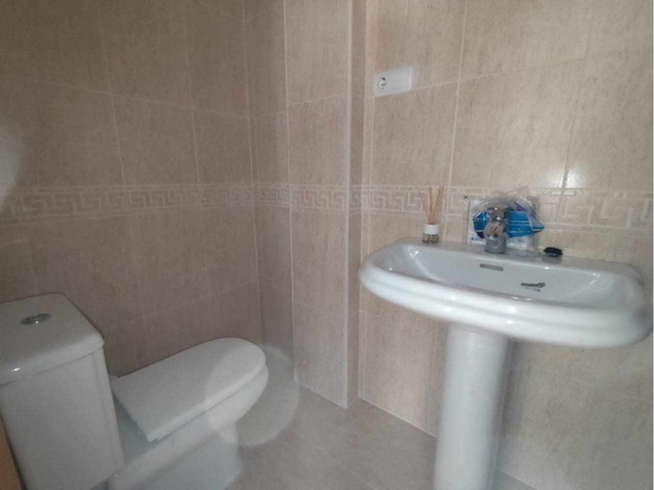 3 soverom Hus til salgs i Jete med garasje - € 190 000 (Ref: 9031277)