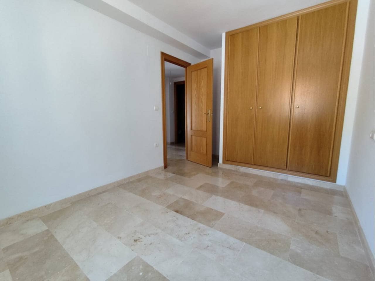 3 soverom Hus til salgs i Jete med garasje - € 190 000 (Ref: 9031277)