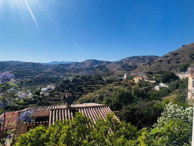 3 soveværelse Villa til salg i Taramay, Almuñécar - € 390.000 (Ref: 9056983)