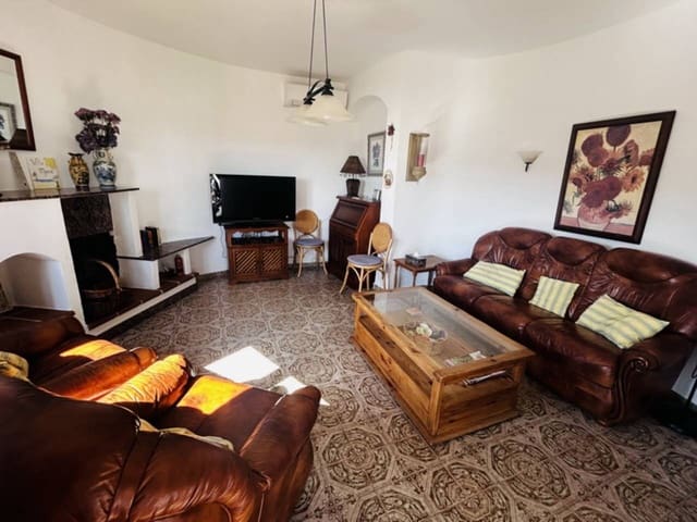 3 soveværelse Villa til salg i Taramay, Almuñécar - € 390.000 (Ref: 9056983)