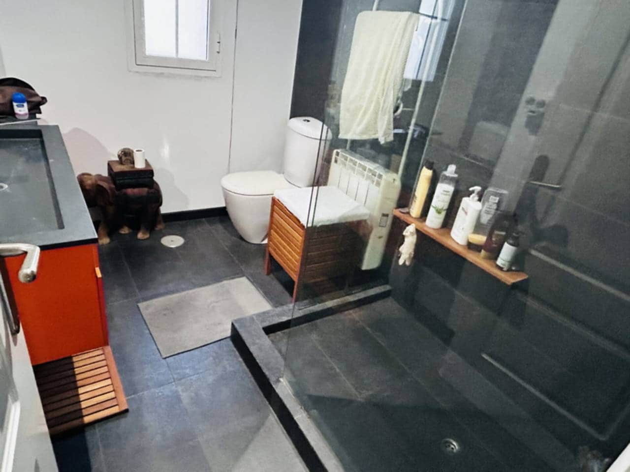 2 quarto Apartamento para arrendar em Velilla com piscina garagem - 1 200 € (Ref: 9072896)