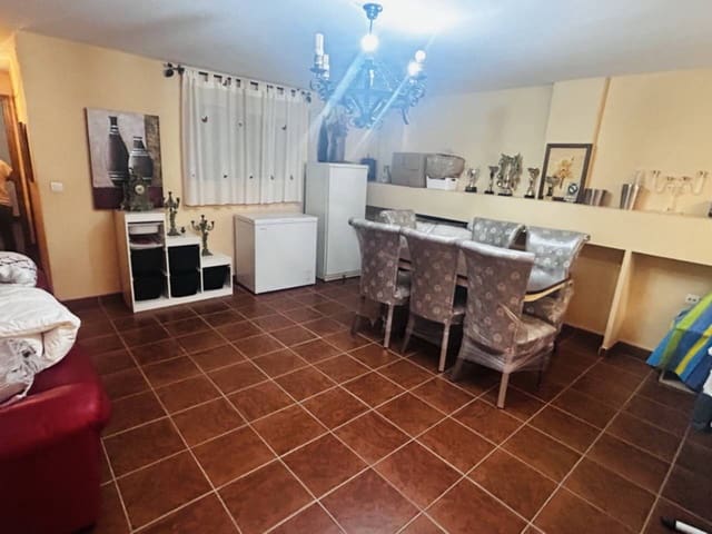 4 makuuhuone Omakotitalo myytävänä paikassa Almuñécar mukana uima-altaan 
autotalli - 299 900 € (Ref: 9104181)