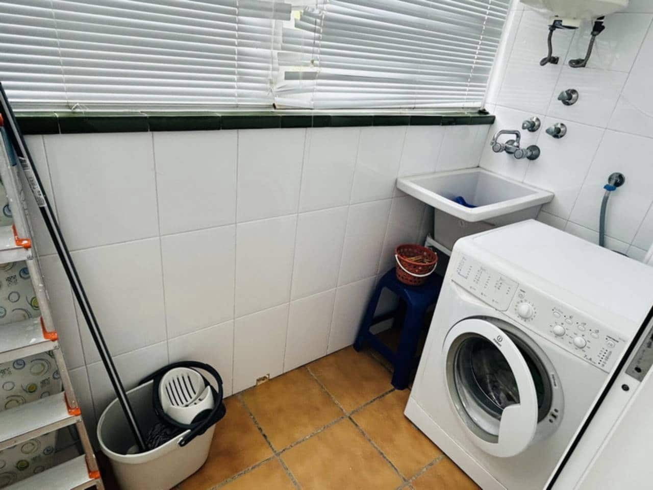 2 bedroom Apartment for rent in Velilla with garage - € 750 (Ref: 9115498)