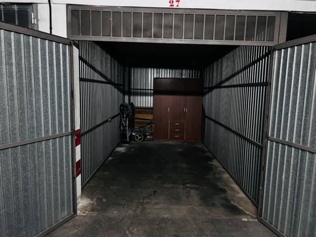 Garage à vendre à Almuñécar - 33 000 € (Ref: 9131825)