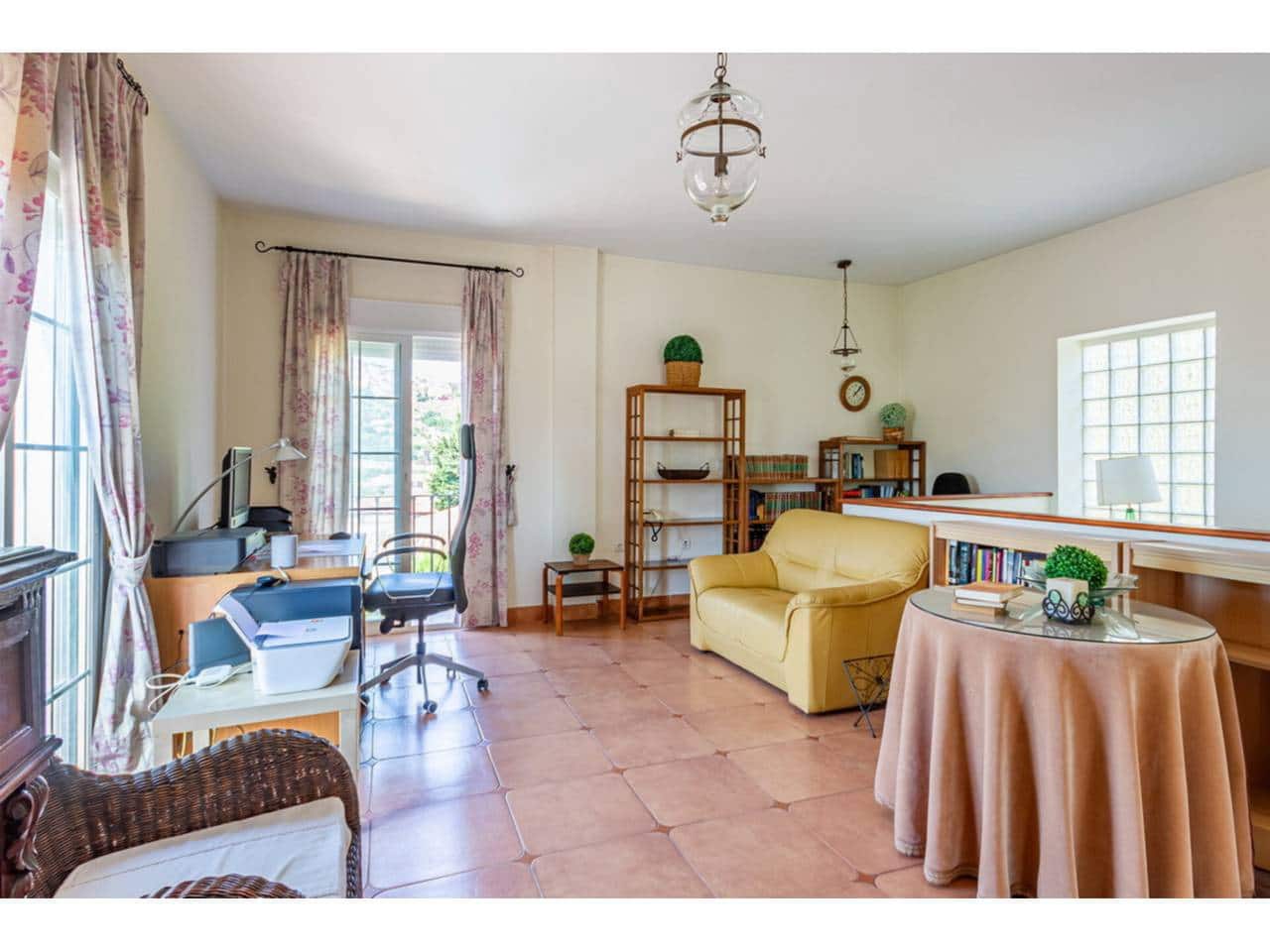 4 soveværelse Villa til salg i Taramay - € 599.000 (Ref: 9132035)