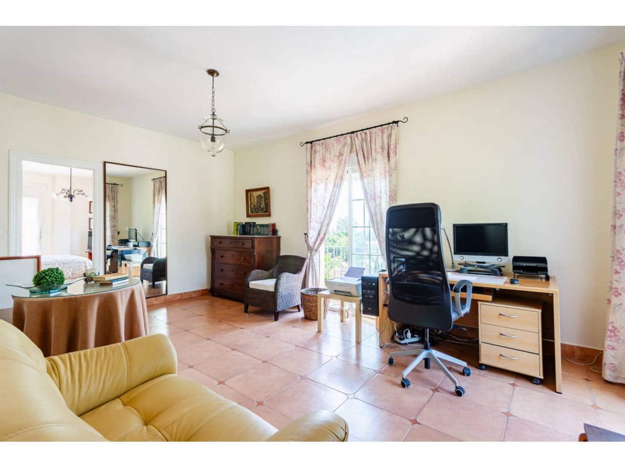 4 soveværelse Villa til salg i Taramay - € 599.000 (Ref: 9132035)