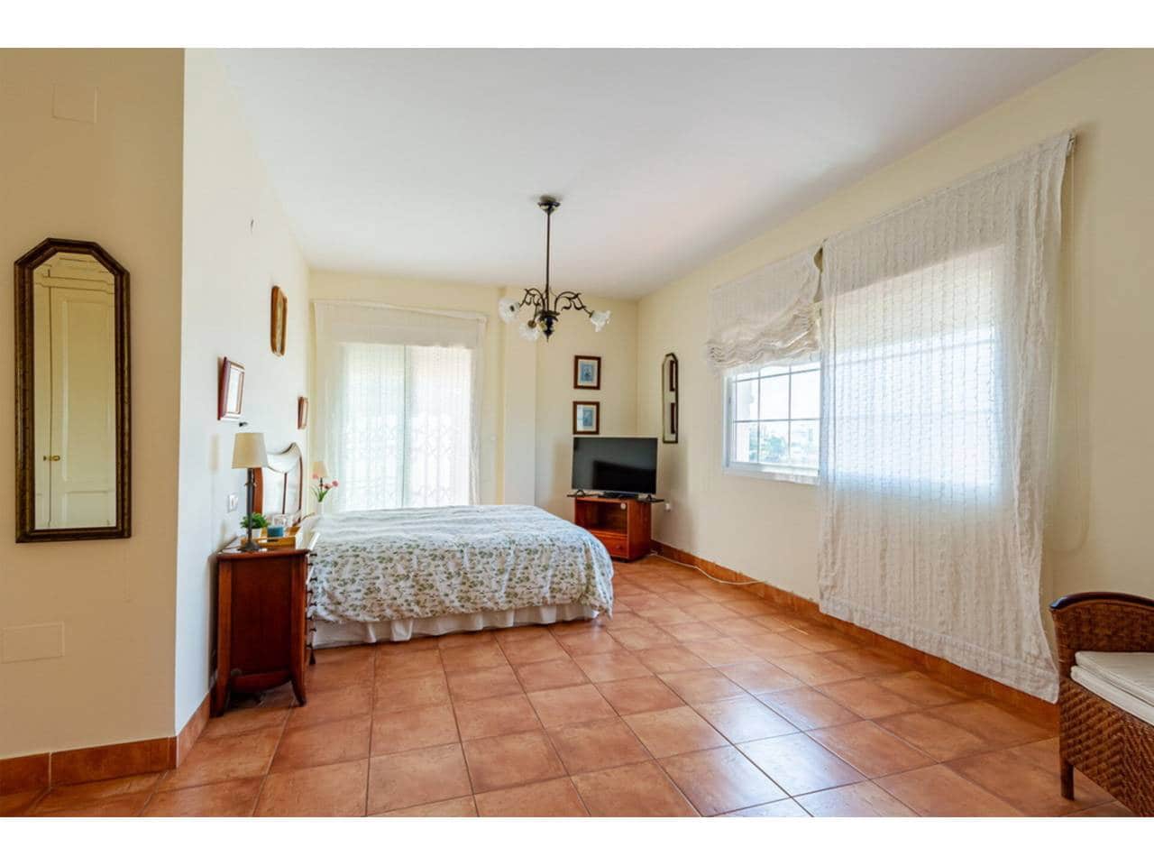 4 soveværelse Villa til salg i Taramay - € 599.000 (Ref: 9132035)