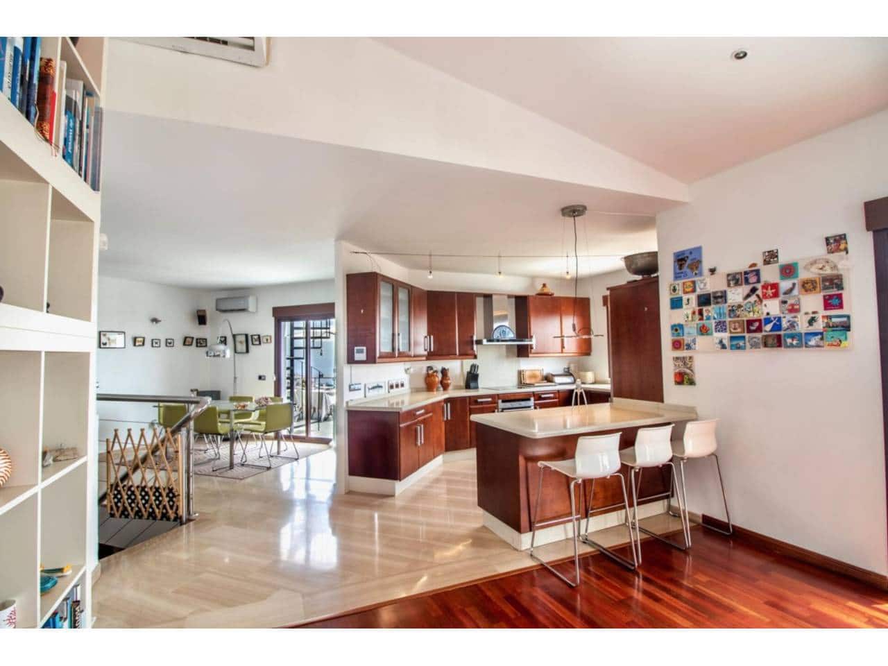 5 Zimmer Villa zu verkaufen in Almunecar mit Pool Garage - 945.000 € (Ref: 9165449)