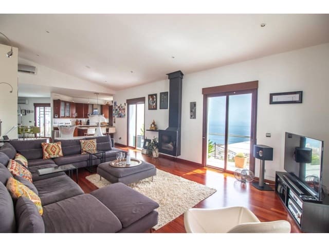 5 soverom Villa til salgs i Almuñécar med svømmebasseng garasje - € 945 000 (Ref: 9165449)