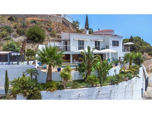 5 soverom Villa til salgs i Almuñécar med svømmebasseng garasje - € 945 000 (Ref: 9165449)