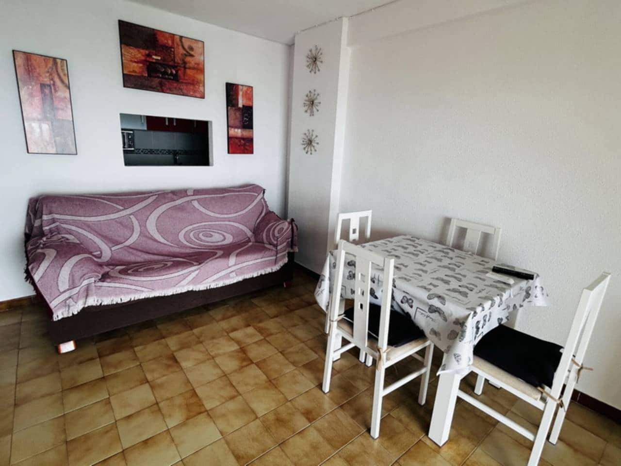 1 soveværelse Lejlighed til leje i Almunecar - € 700 (Ref: 9193079)