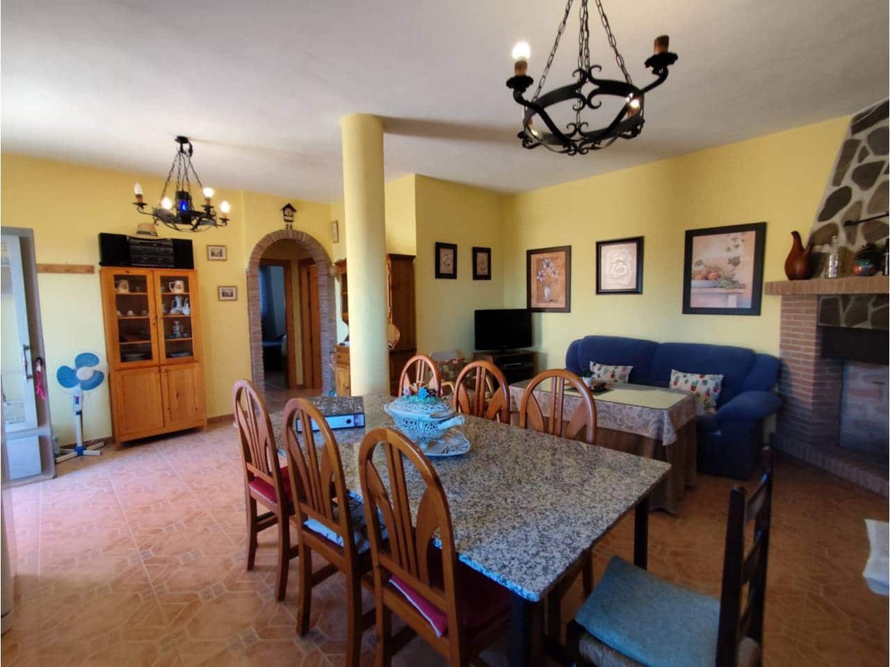 2 soveværelse Finca/Landehus til salg i Lentegi med swimmingpool garage - € 214.000 (Ref: 9247884)