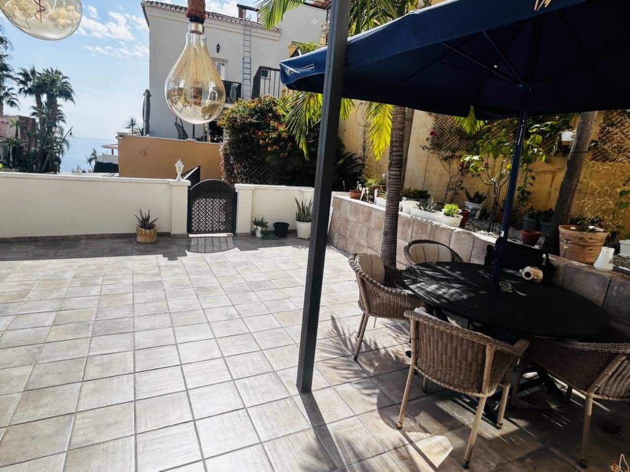 3 sovrum Hus till salu i Almunecar med pool - 409 000 € (Ref: 9265092)