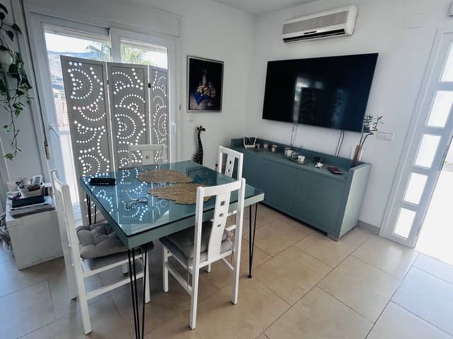 3 sovrum Hus till salu i Almuñécar med pool - 409 000 € (Ref: 9265092)