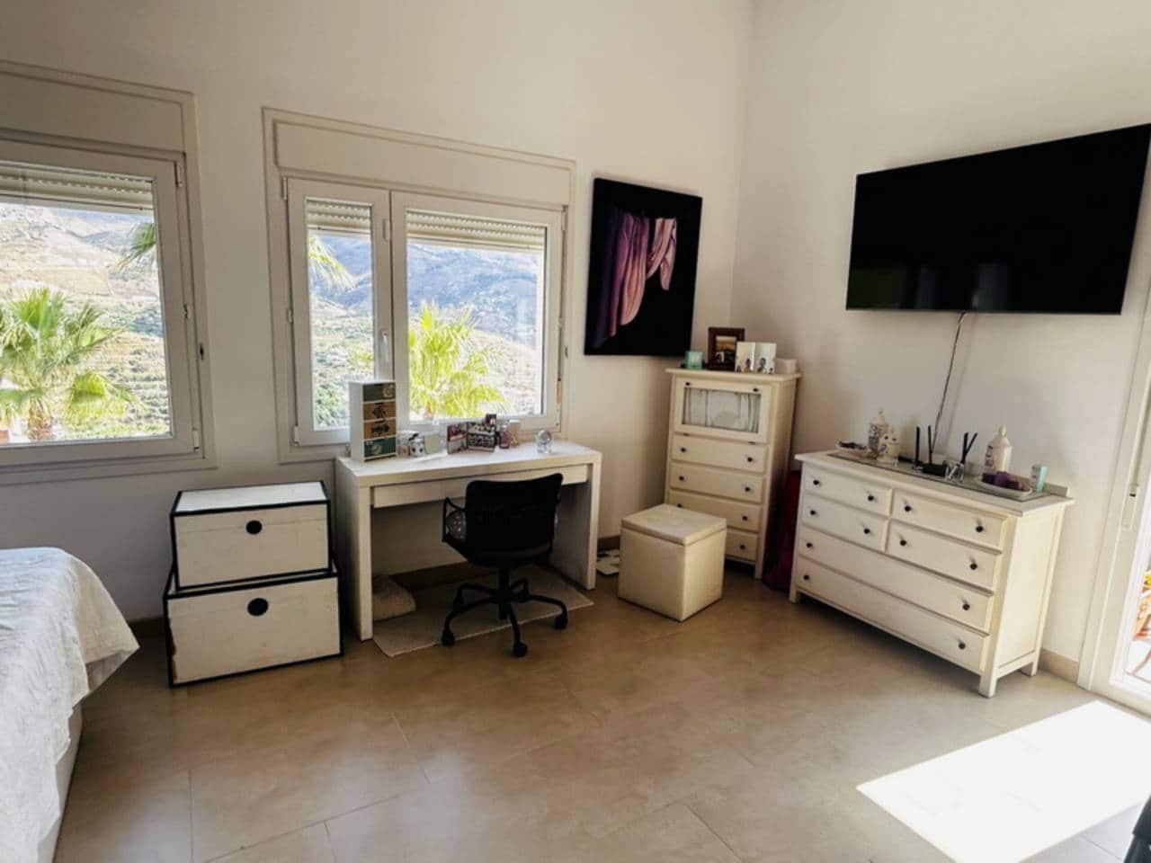 3 sovrum Hus till salu i Almunecar med pool - 409 000 € (Ref: 9265092)