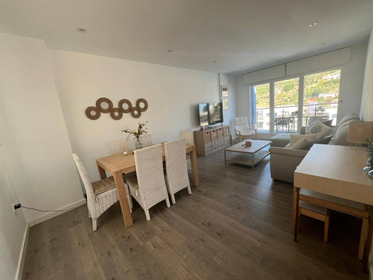 3 soveværelse Lejlighed til leje i Taramay med swimmingpool garage - € 1.130 (Ref: 9294137)