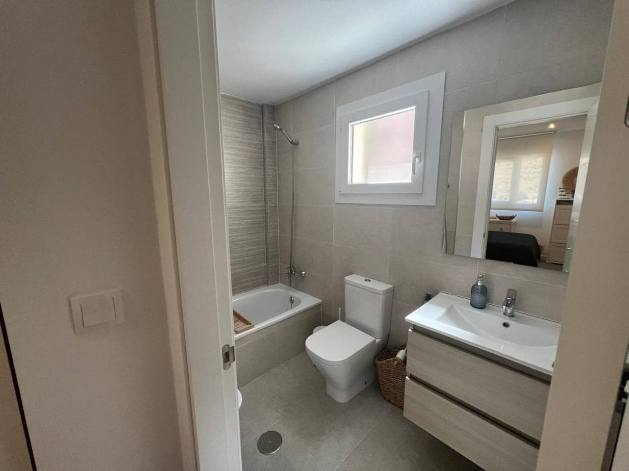 3 soveværelse Lejlighed til leje i Taramay med swimmingpool garage - € 1.130 (Ref: 9294137)