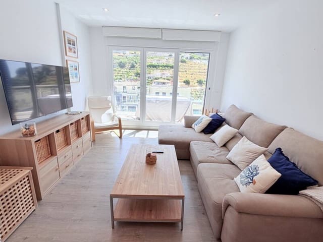 3 bedroom Apartment for rent in Taramay, Almuñécar with pool garage - € 1,130 (Ref: 9294137)