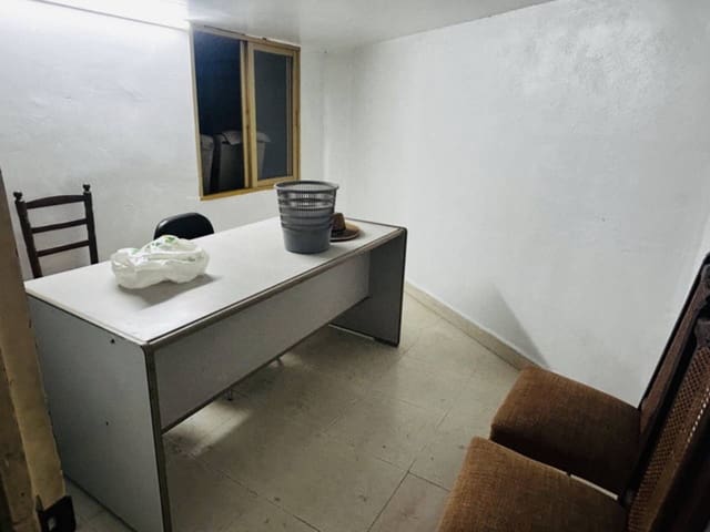 Garage for sale in Almuñécar - € 95,000 (Ref: 9296611)