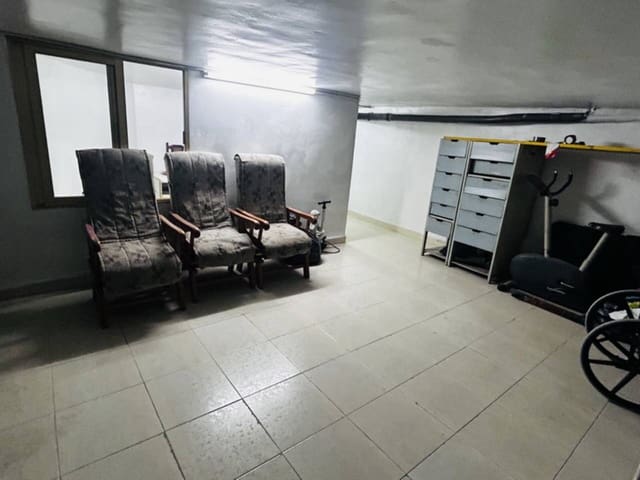 Garage for sale in Almuñécar - € 95,000 (Ref: 9296611)