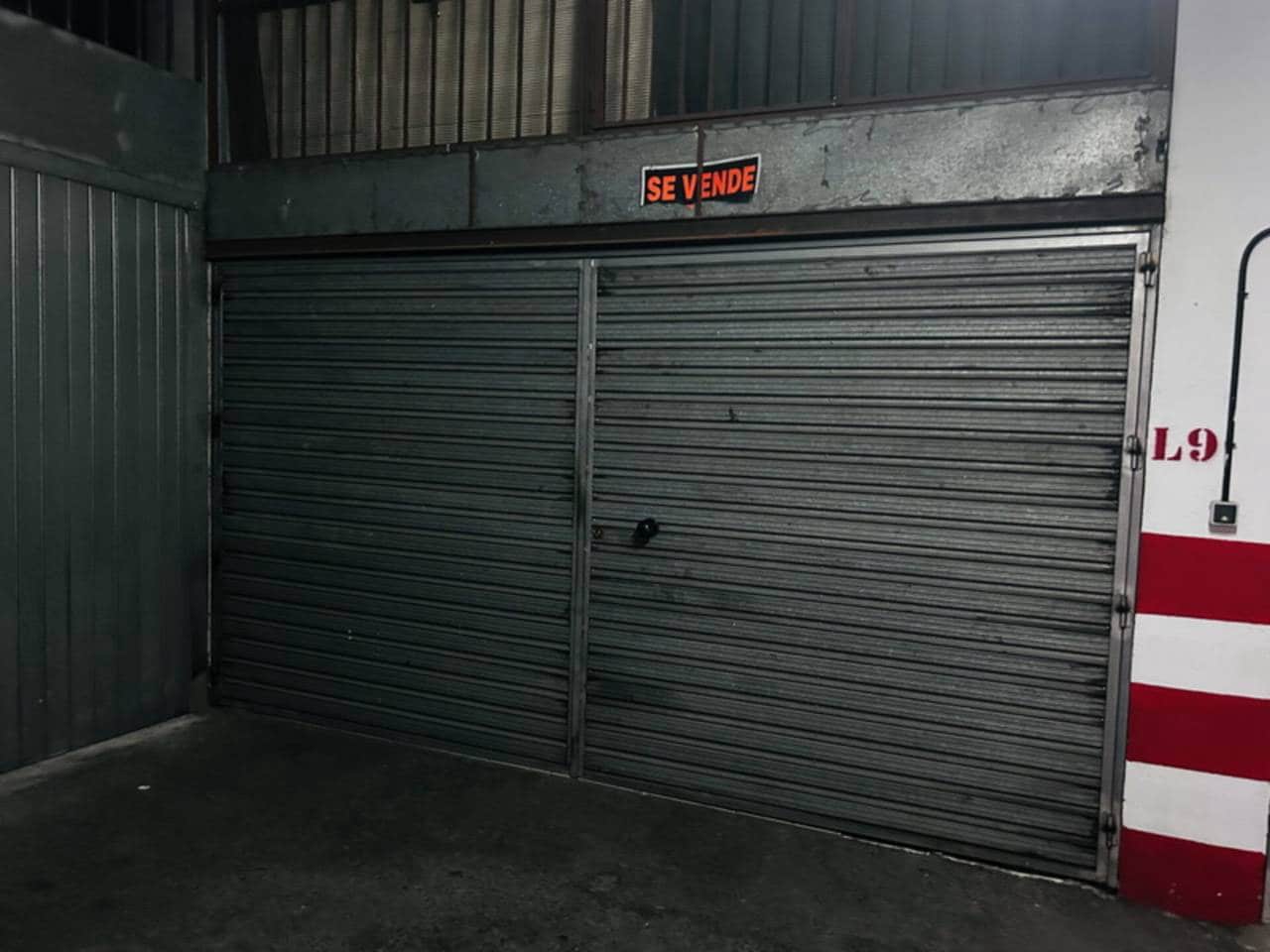 Garage à vendre à Almunecar - 95 000 € (Ref: 9296611)