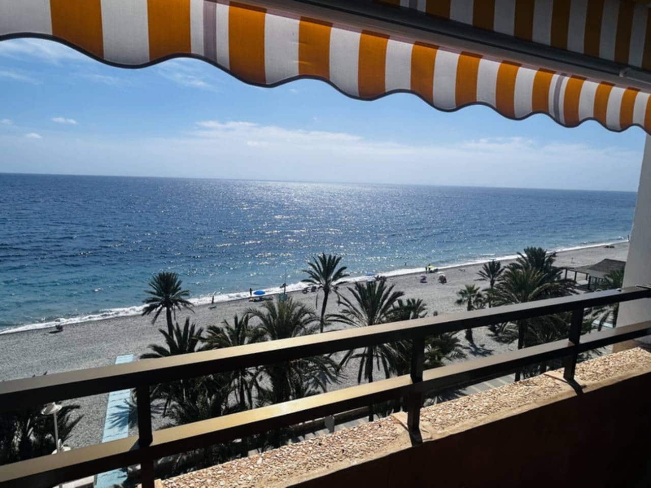 Appartement de 2 chambres à louer à Almunecar - 980 € (Ref: 9296612)