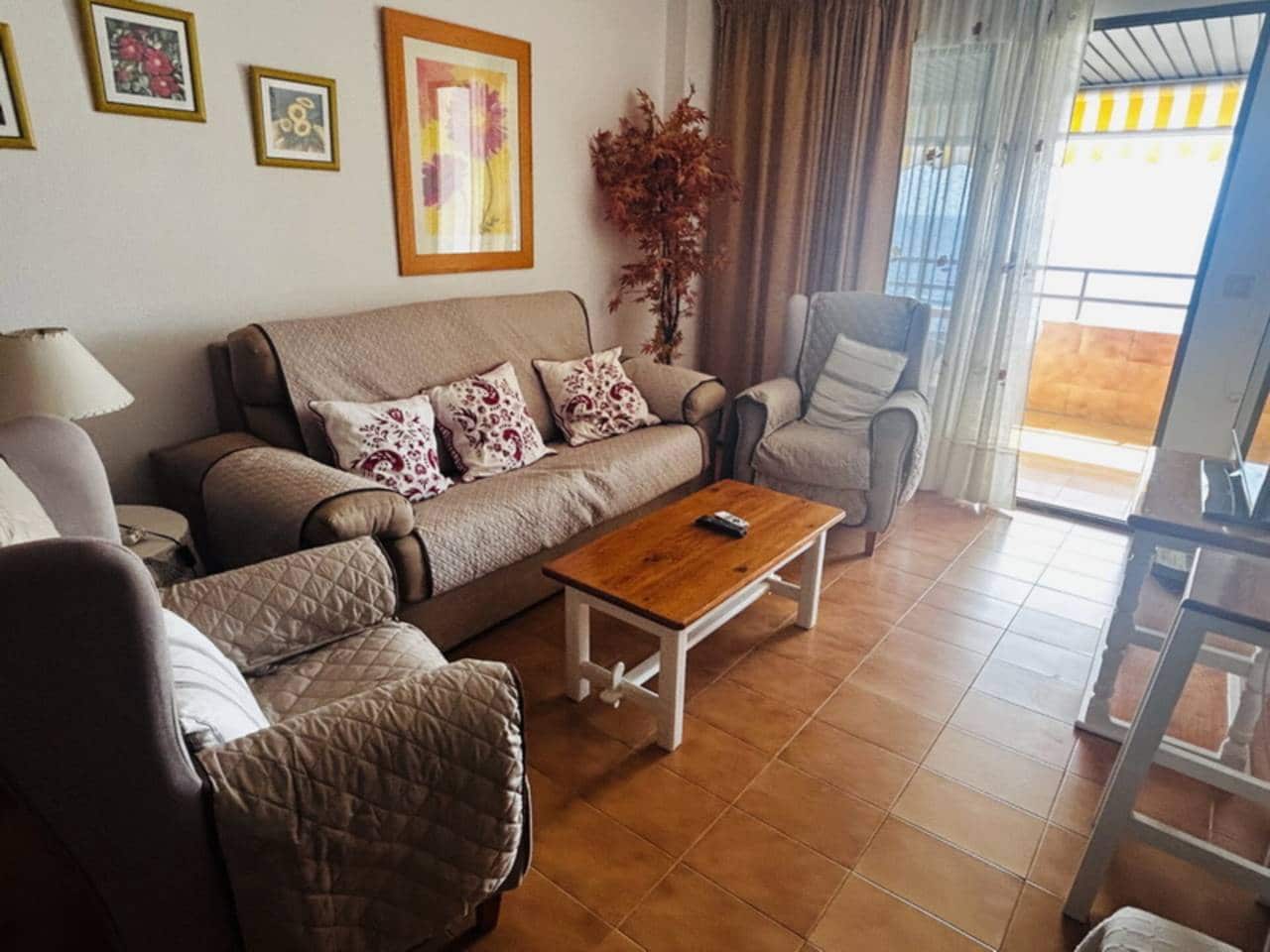 Appartement de 2 chambres à louer à Almunecar - 980 € (Ref: 9296612)