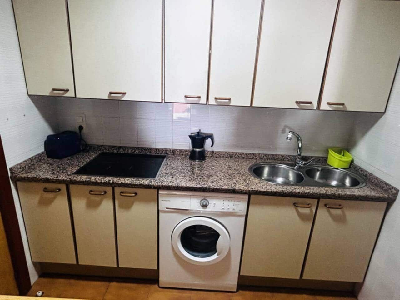 Appartement de 2 chambres à louer à Almunecar - 980 € (Ref: 9296612)